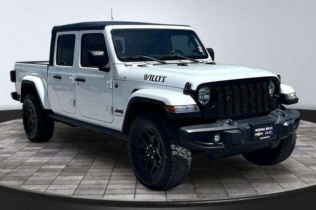 2022 Jeep Gladiator Willys