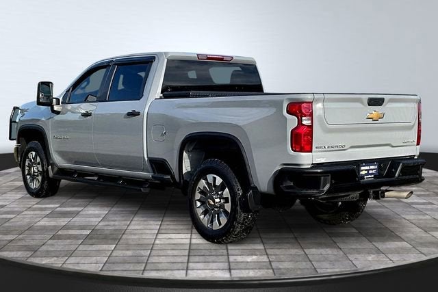 2024 Chevrolet Silverado 2500 HD Custom