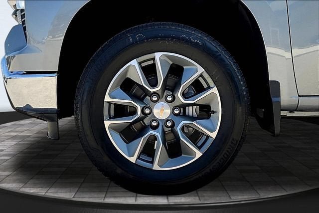 2026 Chevrolet Silverado 1500 LT - Photo 13