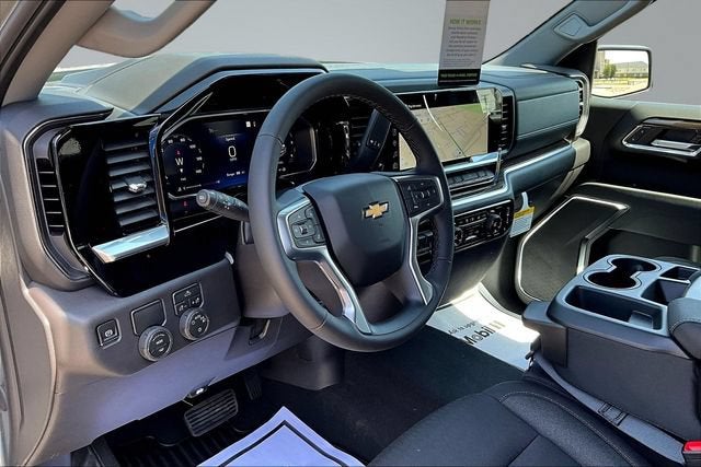 2026 Chevrolet Silverado 1500 LT - Photo 9