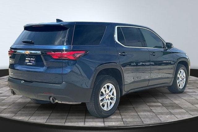 2023 Chevrolet Traverse LS