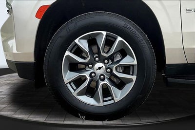 2024 Chevrolet Suburban LT