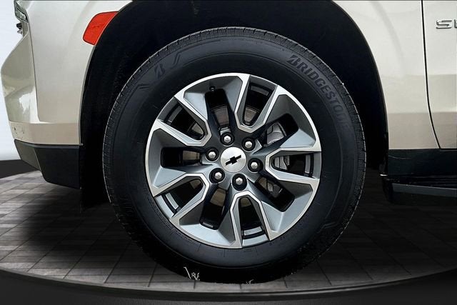 2024 Chevrolet Suburban LT