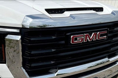 2024 GMC Sierra 2500 HD Pro