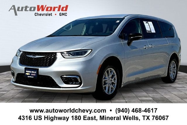2024 Chrysler Pacifica Touring L