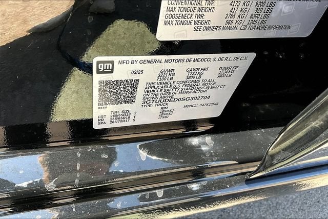 2025 GMC Sierra 1500 SLT