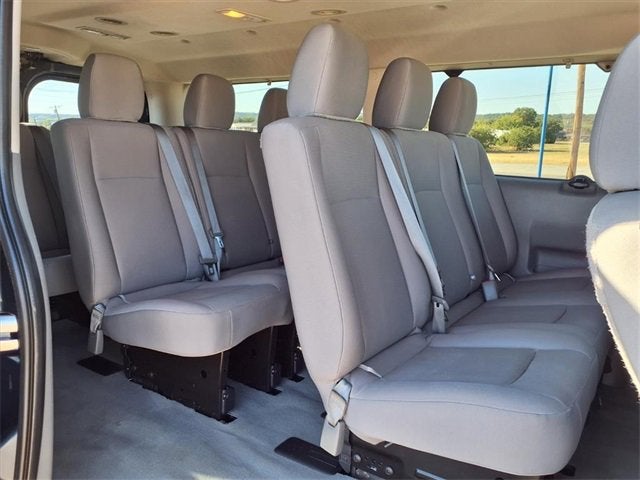 2021 Nissan NV Passenger NV3500 HD SV